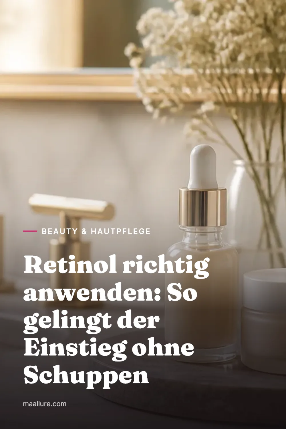 Retinol-Serum, Feuchtigkeitscreme und Sonnencreme auf einer hellen Steinfläche im Badezimmer