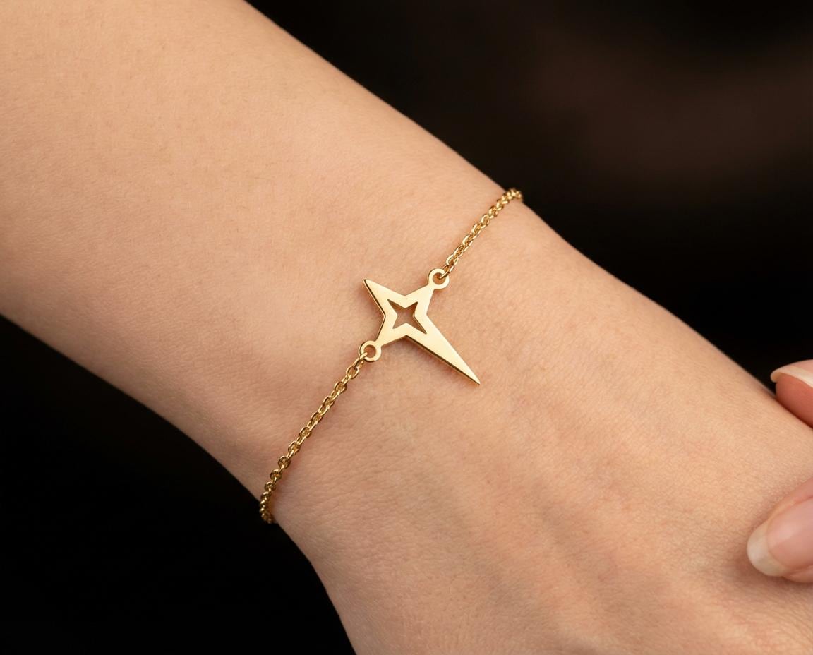 North Star Bracelet: Gold Plated Minimalist Jewelry