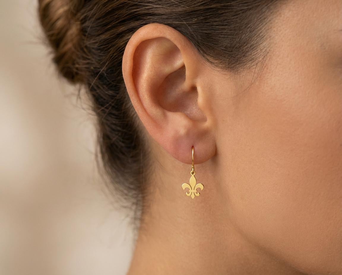 Fleur De Lis Earring: Gold Plated Charm