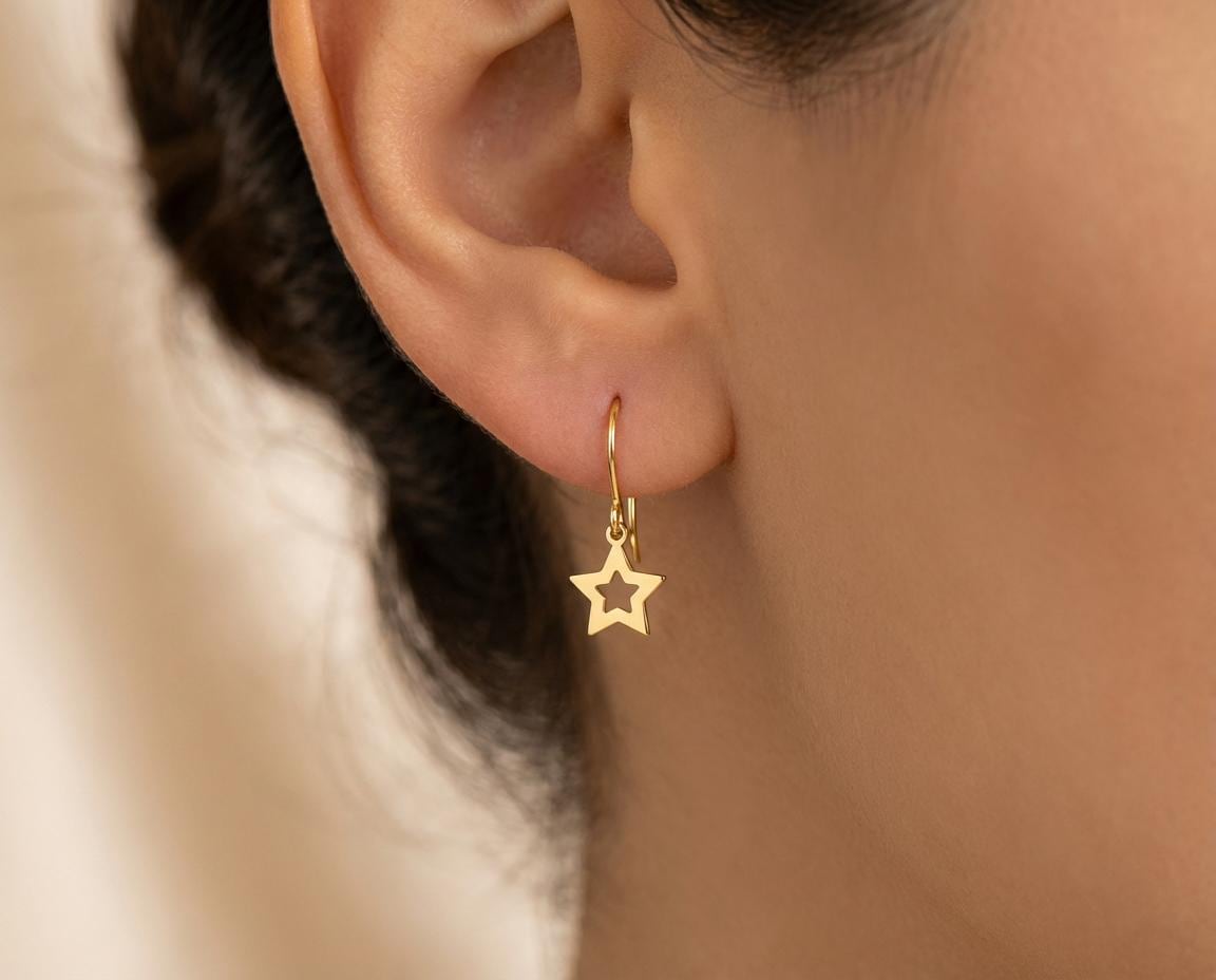 Star Earring: Gold Plated Simple Star Charm