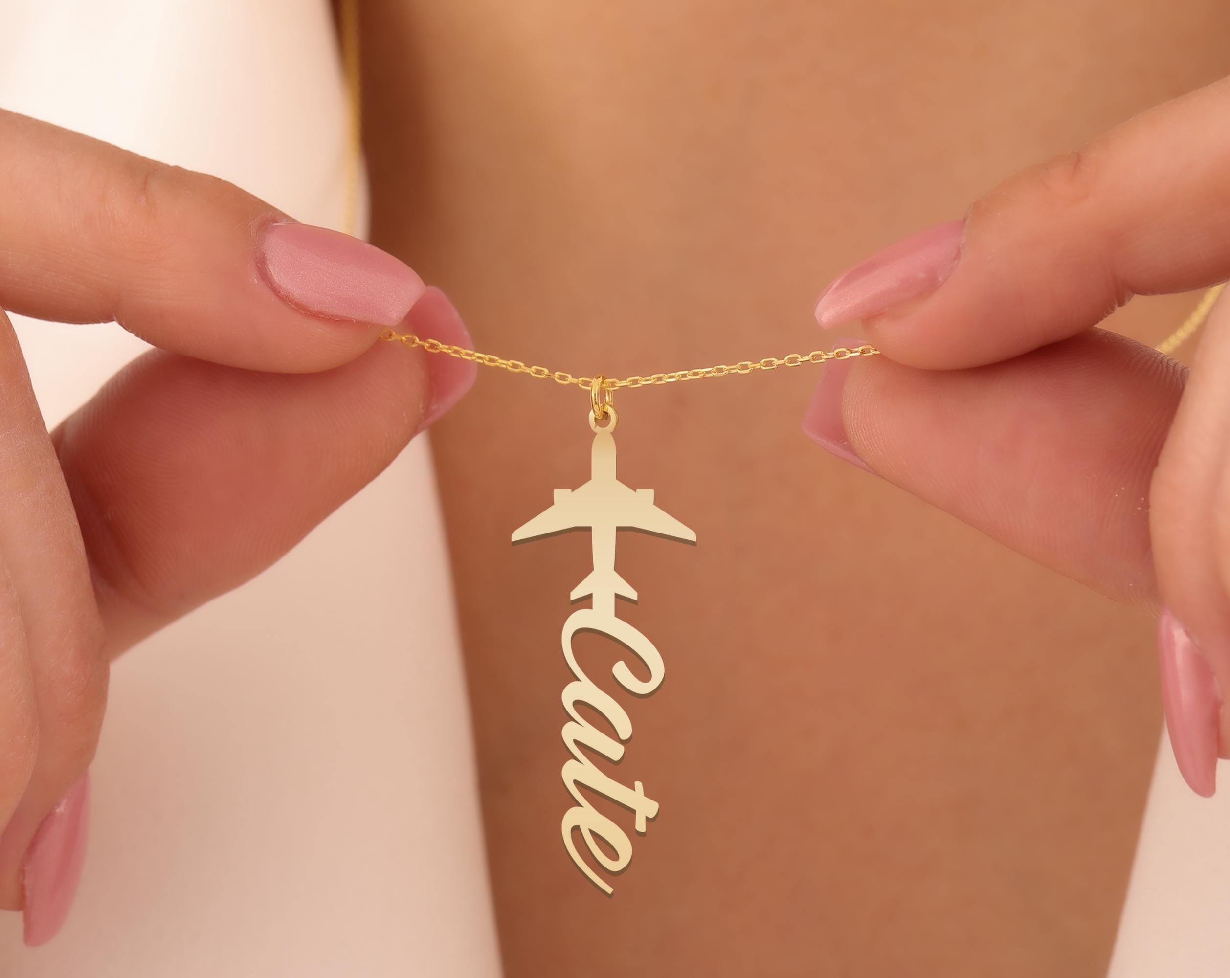 Personalized Airplane Name Necklace – Custom Travel Lover Jewelry in Gold Plated Silver – Unique Gift for Pilots, Cabin Crew, Nomads