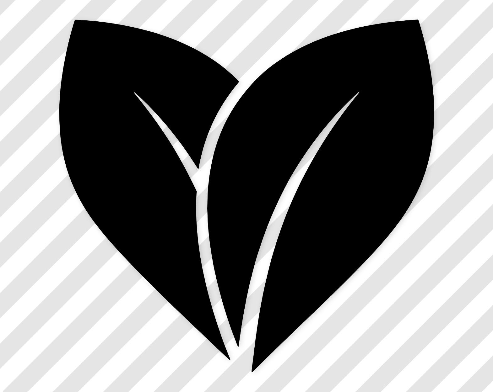 Leaf Heart Svg: Bold Outline Design For Home Decor
